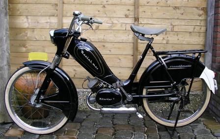 KnaapenHenk's tweet photo. @s_maxnelchris Het is geen Kreidler of zundapp maar ook populair #berini https://t.co/Ln1sC9PpSI