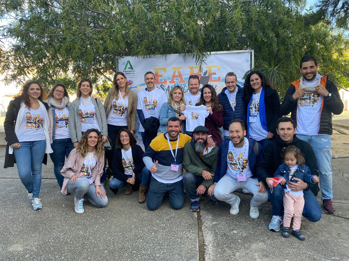 Homenaje a mis adorados y adoradas 👇

1/2

¿Dónde estabas <a href="/EABE2020/">EABE2022</a> 
Cuando tanto te necesité?
PINCLI es mejor que nadie
Pero MAR le pudo vencer
Si reí ante ADORAR de todo sirvió
Barras de bar
JACINTOS de amor
Os enseñé
Mi ANTONIO mejor
Detalles de mi ELENA
PATRIS a contraluz…