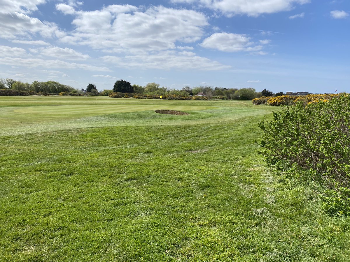 Last visit of the day , I’m here <a href="/LeasoweGolfClub/">Leasowe Golf Club</a> , nice sunny, dry afternoon, enjoying the walk, updating latest course changes, grateful thanks to <a href="/Leasowe_Greens/">Leasowe GC Greens</a> <a href="/alancarson83/">Alan Carson</a> for the heads up on the location of the new , removed &amp; modified bunkers , the courses gps ⛳️👍