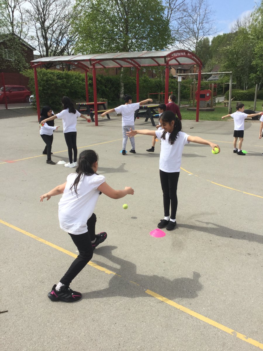 Who is quick off the mark in Y3?
<a href="/Create_Dev/">Create./Dev 🫧</a> <a href="/creatorpob/">Phill O'Brien</a> <a href="/bolton_sport/">Bolton PE & School Sport</a> #realPE