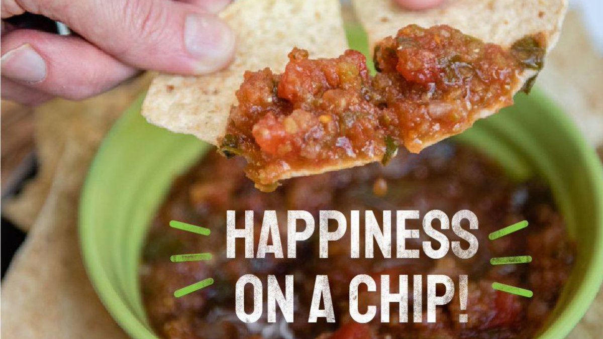 samsfamoussalsa's tweet image. Happiness on a chip. Snack on Sam's!! How do you like eating your salsa? Share in the comments 
 #SamsFamousSalsa #fresh #nopreservatives #noaddedflavors #mildsalsa #mediumsalsa #hotsalsa #nongmo #certifiedglutenfree