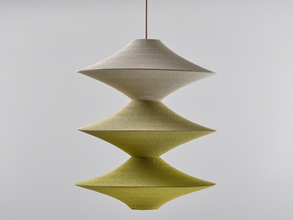 Last year was the first time we had a Lighting Design as a category. One of the winners was Simple Shade 05 pendant by 
@naomipaullight. 
⁠
A diffused atmospheric light, Simple Shade 05 makes a stunning focal point in an entrance hall or stairwell.

#DesignGuildMark
 #award