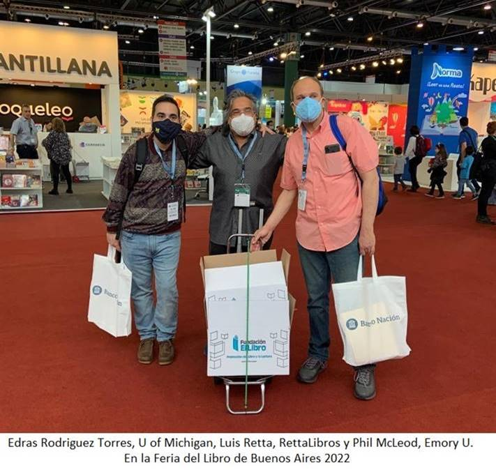 salalm's tweet photo. #BookFairs are back to in-person meetings. In addition to Bogota, #SALALM members are also present @ferialibro. Long-time librero Luis Retta (Uruguay) shares photo from #BuenosAires📚🌎😷 https://t.co/funLOz0YCr