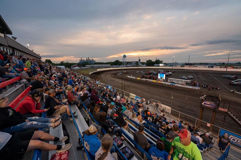 Jackson Motorplex Postpones Season-Opening Weekend. 

Our Season Opening weekend at Jackson Motorplex and Knoxville Raceway has been moved to May 20 &amp; 21. 

myracepass.com/series/1880/ne…