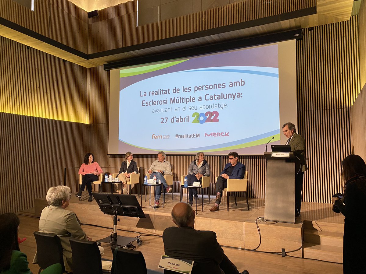 SalvadorMerck's tweet photo. @FundacioEM @merck_es Taula de debat sobre la #realitatEM https://t.co/28Cguei4I0