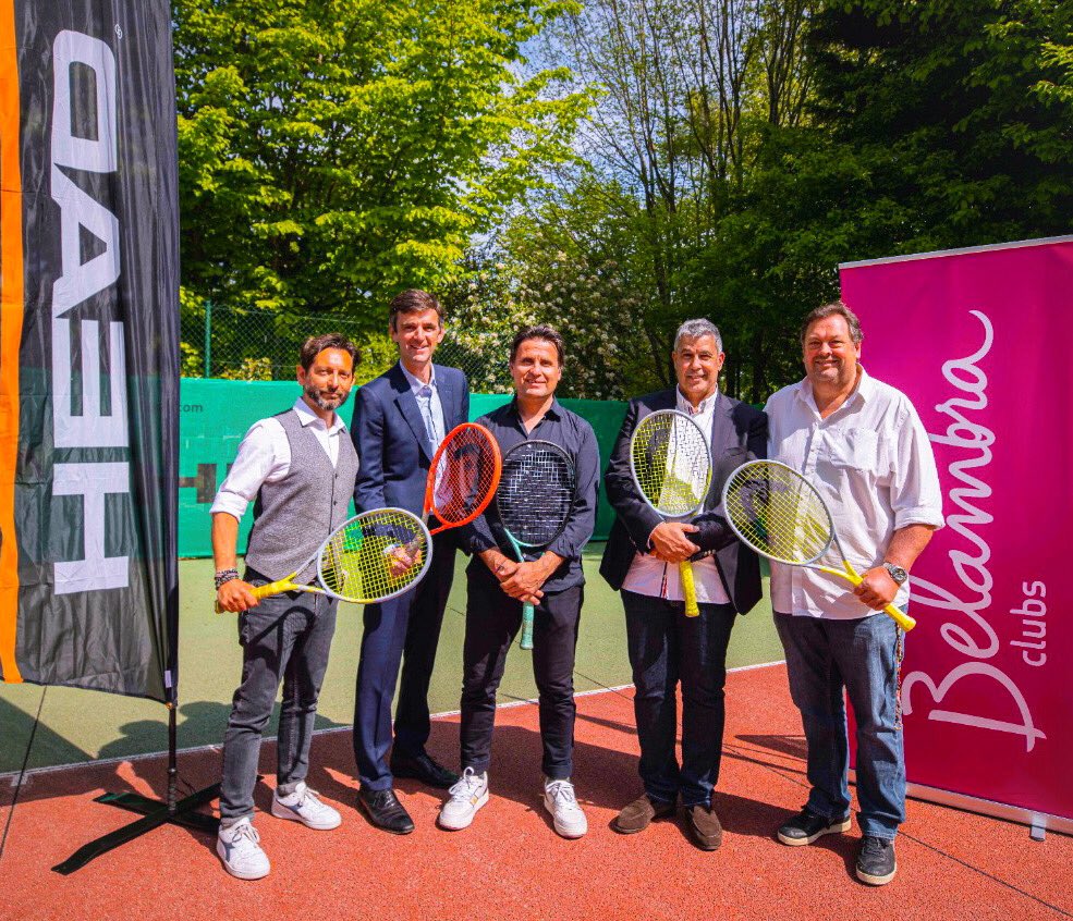 Vive le Tennis chez Belambra 🎾👌 En 2019 nous créons Belambra Tennis pour proposer stages et animations dans 14 clubs Belambra ☀️ En 2022 nous lançons Belambra Tennis Kids parrainé par Fabrice Santoro pour offrir à 5 500 enfants 6-10ans 1 stage + 1 raquette Head =
Cool Vibes ✨