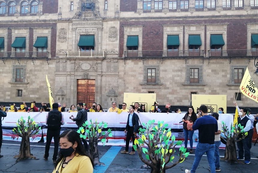 PRDMexico's tweet image. No tenemos #PlanetaB, la Selva Maya es la segunda más grande del Continente Americano, se puede tener desarrollo en el Sureste pero el interés superior de la nación es el derecho a un medio ambiente sano. #SelvameDelTren