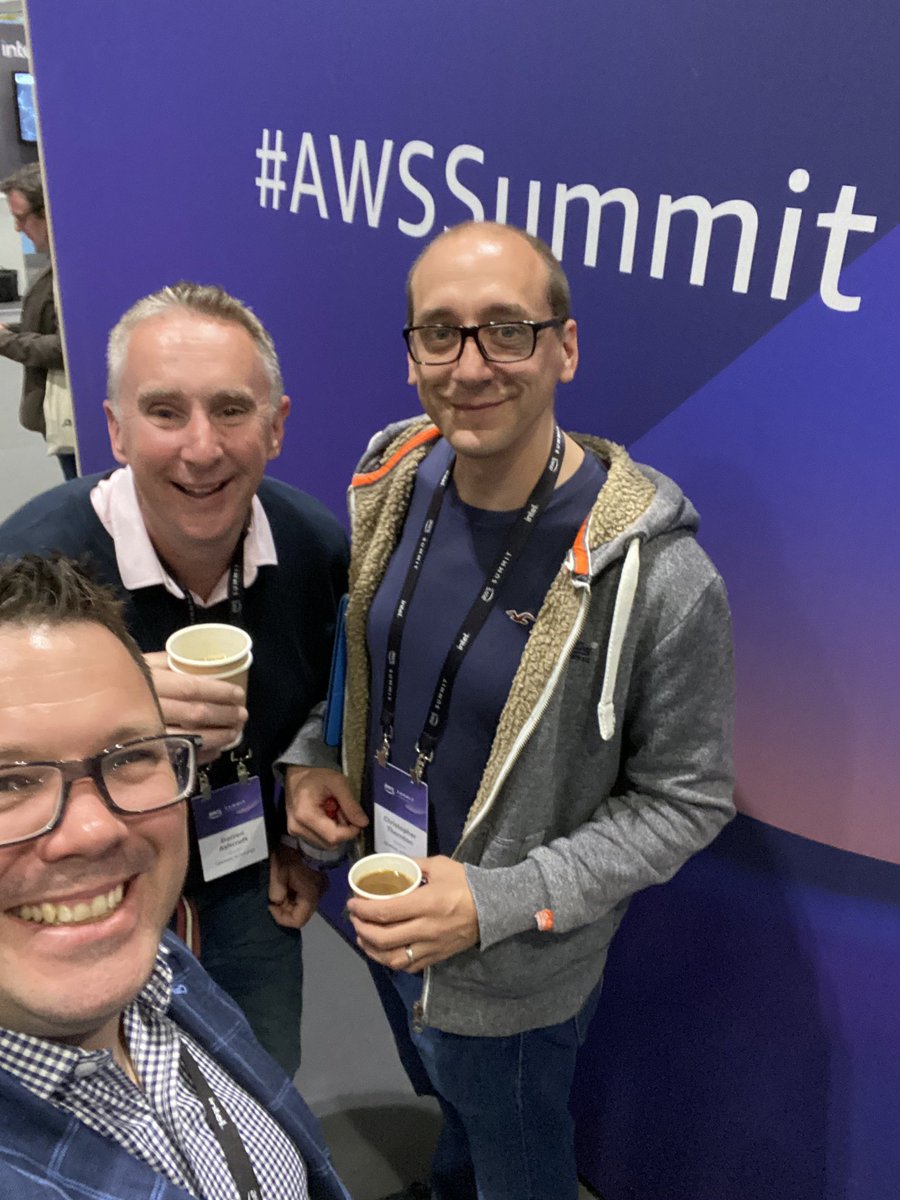 gyrocomuk's tweet photo. Gyrocom's fantastic techies have been enjoying a day out at the #awssummit! ☀️
Looking forward to many more events this year! #staytunedformore 

#aws #technology #events2022 #cloud #latesttech #learninganddevelopment #Kerv #futureisnow https://t.co/pTV124BXAu
