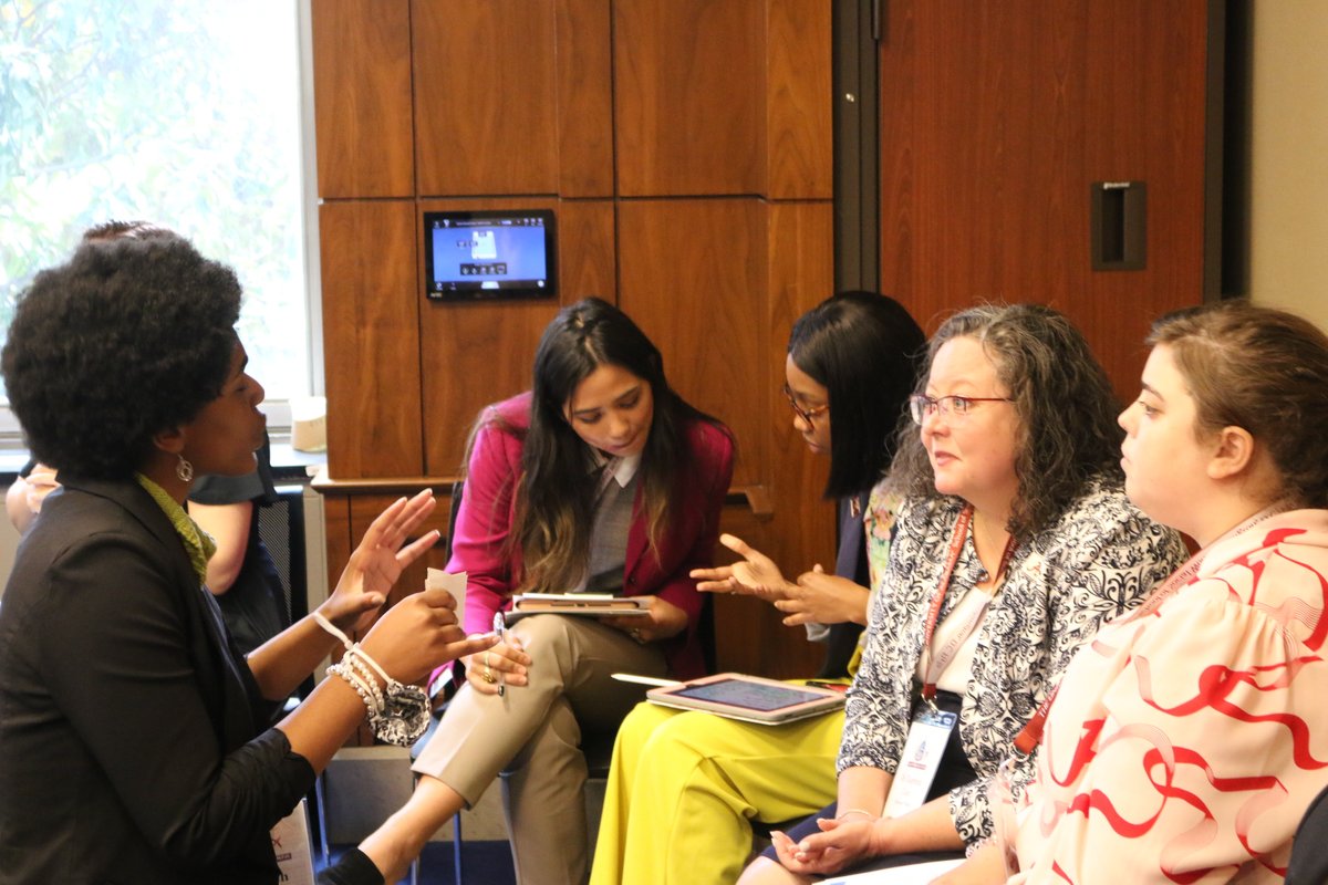 Our #UASSW students are working hard to prepare their advocacy pitches and drawing on the support and knowledge of our School’s faculty and staff before meeting with their representatives!