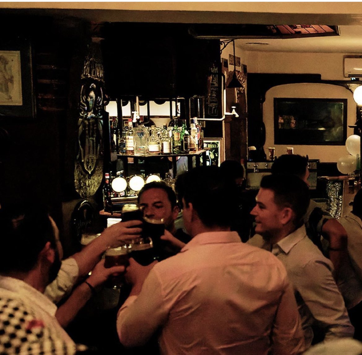 kripton_la's tweet photo. Felices de seguir sumando comercios y de ser parte de esta reapertura de #TheKilKenny 🍻 en #CABA 🇦🇷
Ven a disfrutar con amig@s de una buena Guinness 🍺 pagando con tus #BTC $DoC $rBTC #USDT
📍 Marcelo T. Alvear 399
#Enkriptando el 🌎 https://t.co/CpL51Cb97F
