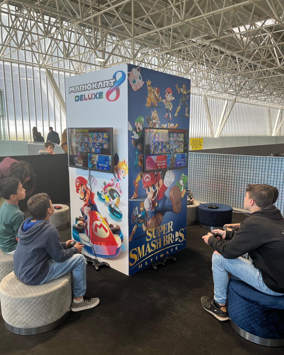 PlaytimeTeam's tweet photo. 🚨La 2nd édition de l’Arena Esport touche à sa fin. 

🎯 Avec + de 80 000 visiteurs, l’Arena devient un point de rencontre majeur pour tous les passionnés de jeux vidéos.

🙏🏼 Merci à nos sponsors @sogeti et @CA_Toulouse31 et à l’ensemble des acteurs !

🏷 #event #esport #Toulouse https://t.co/Yle7MugYWZ