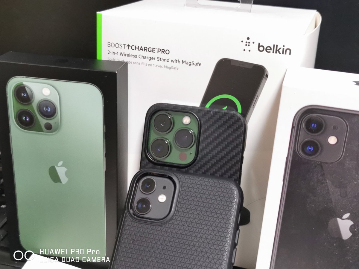 SKiXD's tweet photo. 先週、iPhone13購入。カメラ強そう。
いろいろ揃ってきたからSIM入れ替えて使ってみよう。 https://t.co/YqsaGcZ6ao