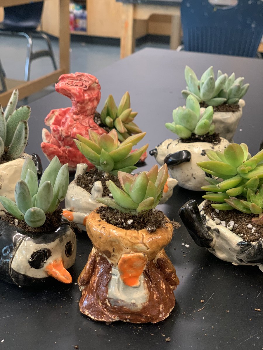 For #EarthDay , Vinson Owen artists created animals planters out of clay for their succulents! <a href="/VinsonOwenOwls/">Vinson-Owen School</a>