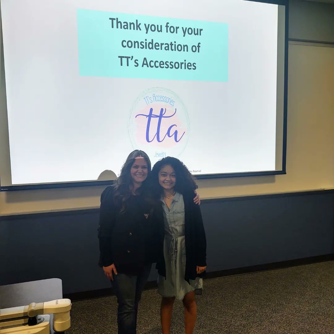 thebootlife's tweet photo. Boot Boss Holly has been mentoring Sachie of TT Accessories through @RichlandAreaCh #YEA and she crushed it at investor panel #Congratulations #Entrepreneurship #bootboss https://t.co/1PbTbM46E4