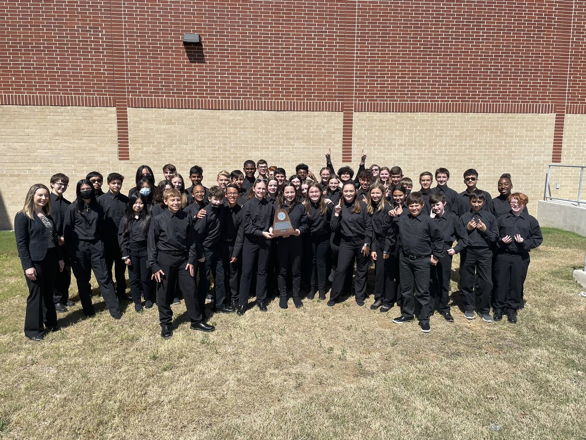 Grand Lakes Junior High Band tweet media