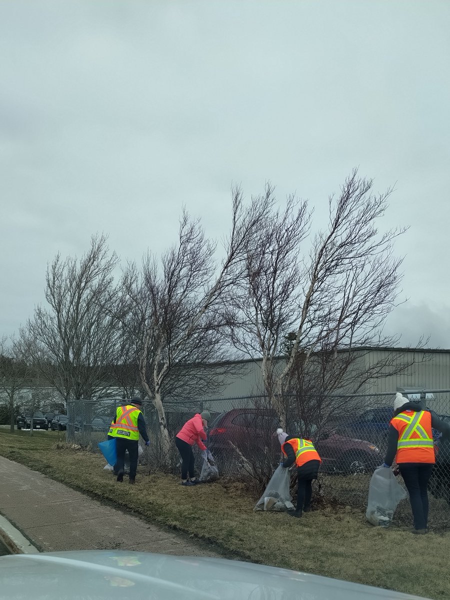 Yesterday marked Commissionaires NL HQ's first annual community clean up. Keep the spirit of Earth Day going throughout the year! #EarthDay2022