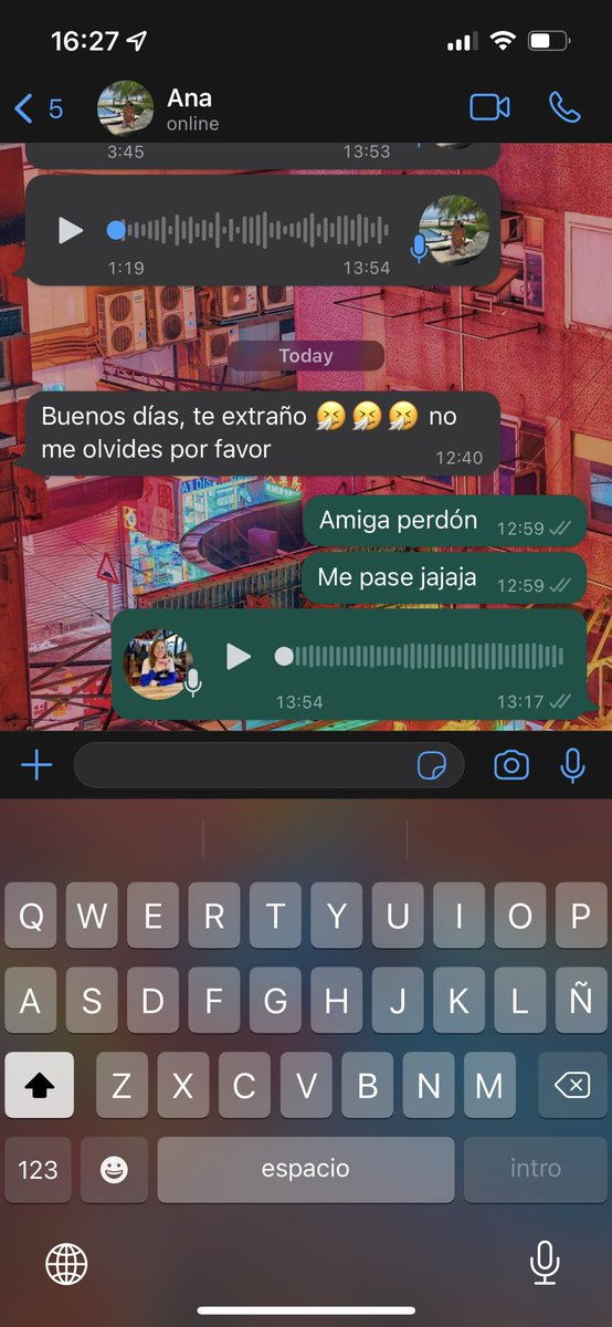 DanAceGo's tweet photo. @AnaAlcalaL @pamemcbeath Yo automáticamente: (14 minutos de nota de voz jajajaja) https://t.co/fXYlwssJt1