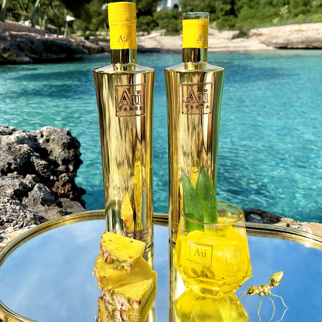 Just landed - AU Vodka Pineapple Crush! The award-winning five times distilled vodka has been combined with the finest crushed pineapples to create a tropical taste!  Be one of the first to try this exotic spirit - head over to our website now. #auvodka #flavouredvodka