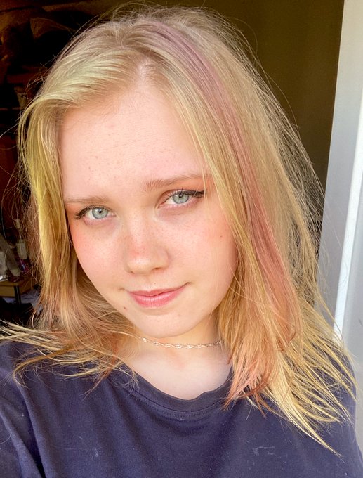 My freckles are returning 😱😍🥰🥰 #girl #cutegirl #blueeyes (my eyes actually are only a little blue and
