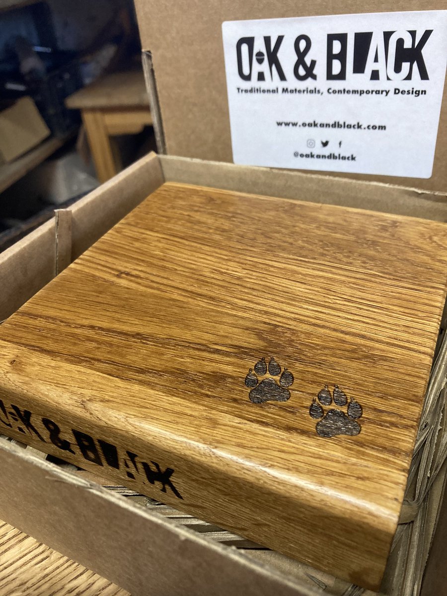 oakandblack's tweet photo. A lovely custom Gin Block… well it is Wednesday 😁
🍸
#gin #ginblock #customdesign #sustainabledesign https://t.co/WLKOUusEnK