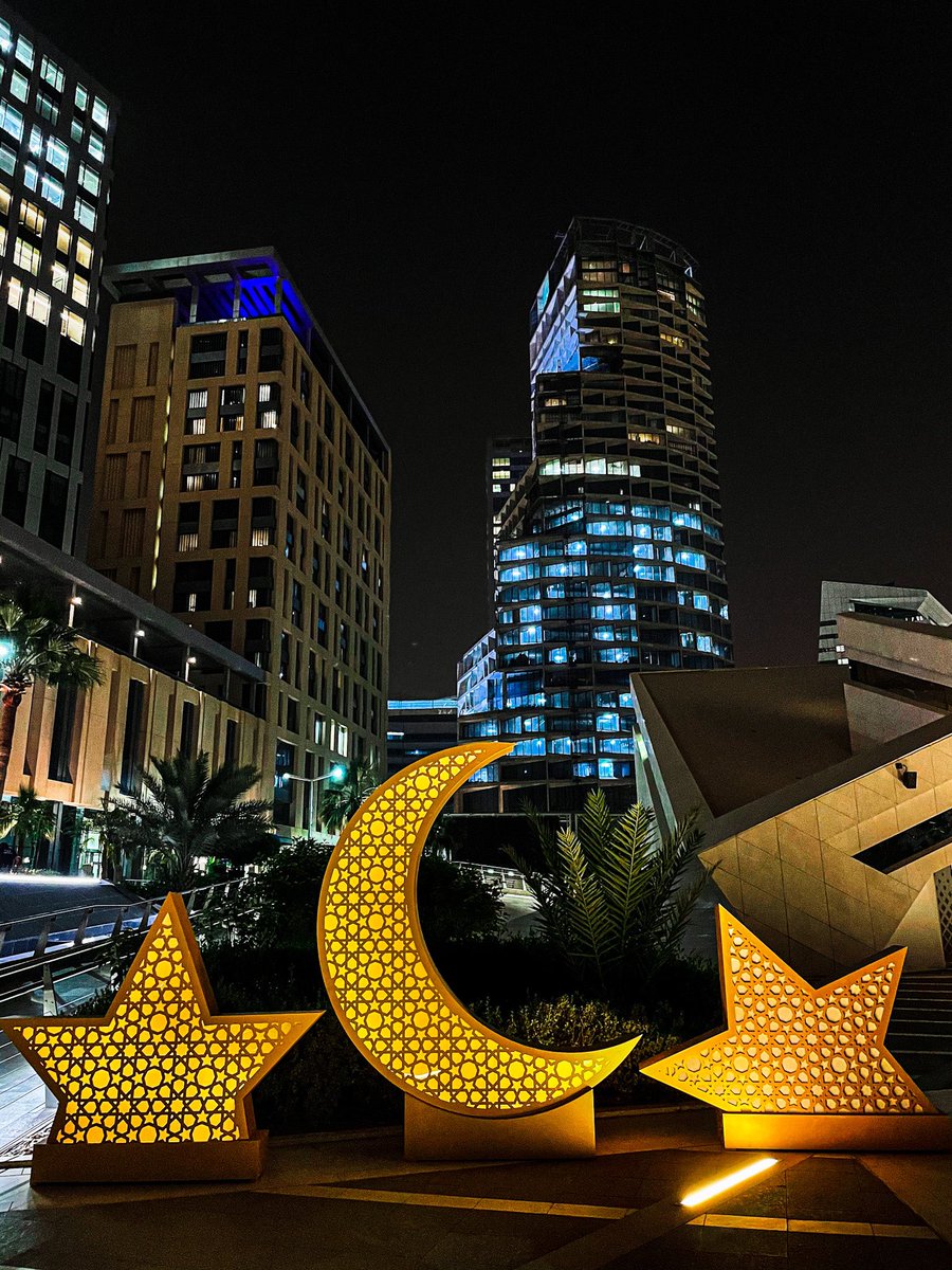 Hi : 

اليوم كنت في فرع Hi الجديد في مركز الملك عبدالله المالي 👌🏻🤍

طبعا دونات هاي معروفة و لذيذة 👌🏻🤍

• الرياض - العقيق 
•سناب شات : snapchat.com/add/coffeeinr

•انستقرام : instagram.com/coffeeinr?utm_…
#مطاعم_الرياض
#كافيهات_الرياض