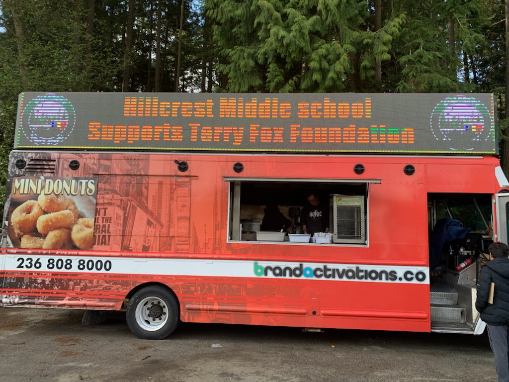 It's Mini Donut day at Hillcrest! A mini donut food truck is visiting Hillcrest this morning with part of the proceeds being donated to the Terry Fox Foundation 👟❤️ #minidonuts #foodtruck #hillcrestmiddle #terryfox #terryfoxfoundation