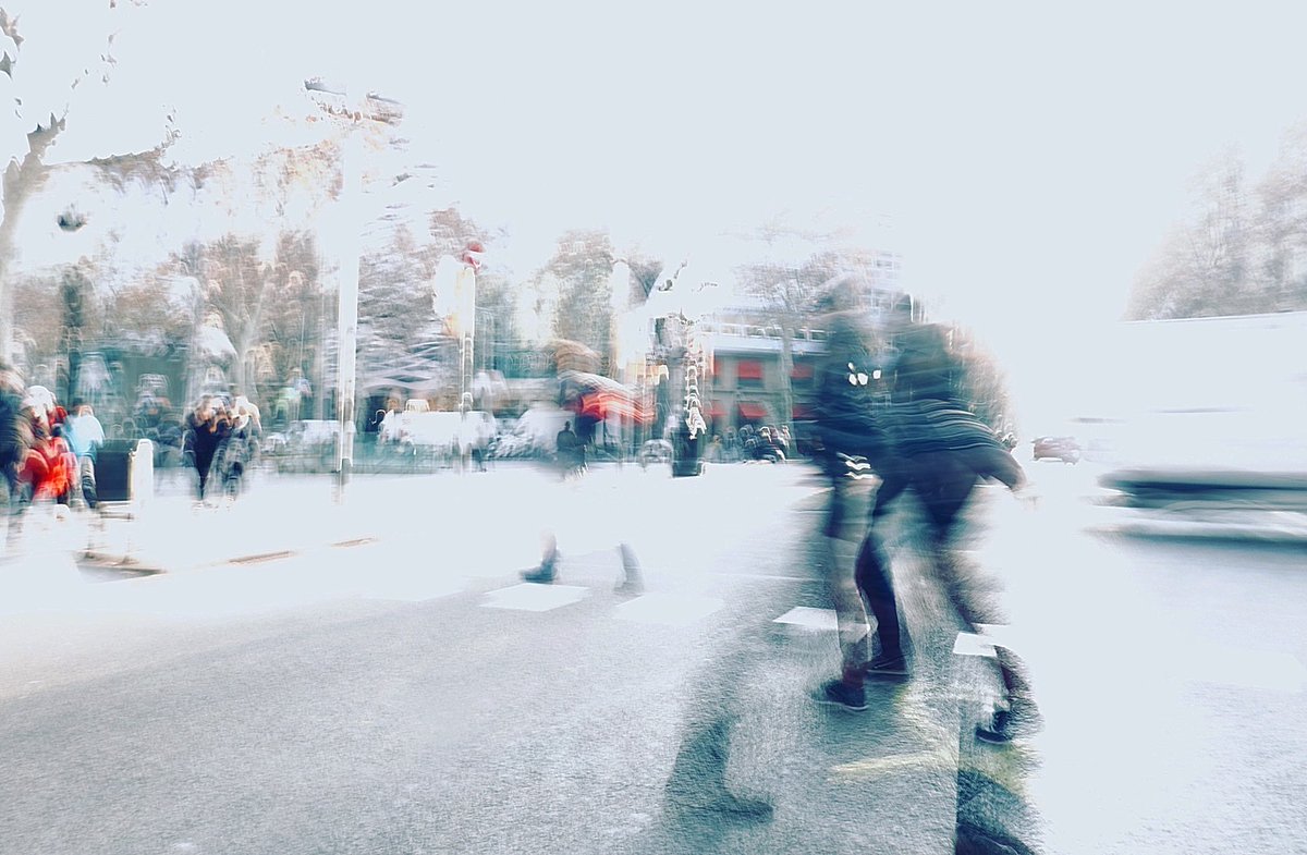 FOACTofficial's tweet photo. #gesturalphotography #streetphotography https://t.co/3pKQ4kILUH