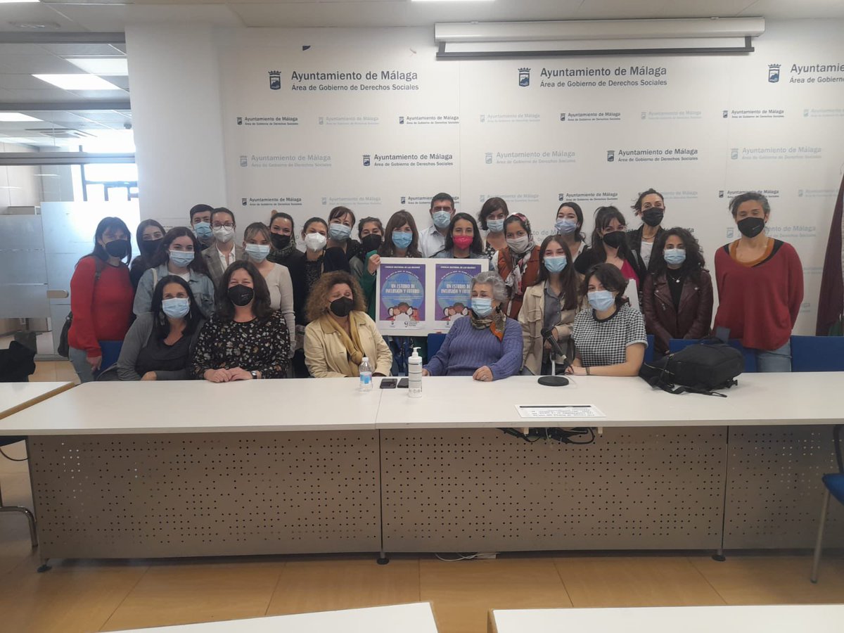 Ayer la Técnica de Igualdad del Programa Cali de <a href="/gitanos_org_MAL/">FSG Málaga</a> en el Encuentro de reflexión,intercambio y propuestas para la inserción laboral de mujeres en situaciones de especial vulnerabilidad 👉Organizado por el Consejo Sectorial de la Mujer del Área de igualdad de <a href="/malaga/">Ciudad de Málaga</a>