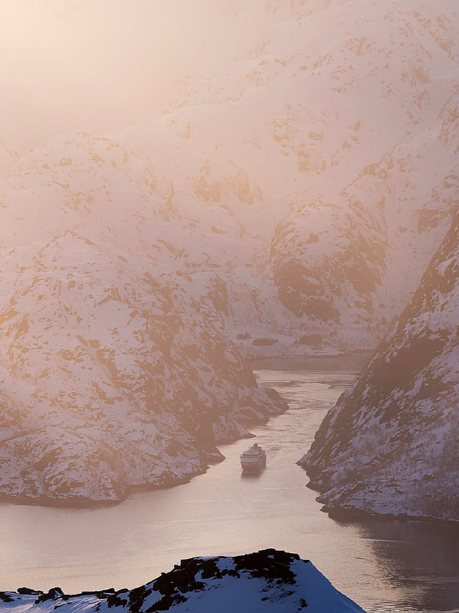 Oda Wennemo caught us right as we were sailing out of the magnificent Trollfjord 🤩 Have you ever seen the fjord from this angle?