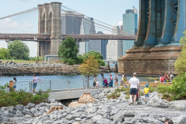 What is your favorite urban space? What makes a good place? We are drilling down these questions as we develop our placemaking precedent database for documenting the “ingredients” and refining our design “recipes”.

📷: Julienne Schaer @ Brooklyn Bridge Park <a href="/bbpnyc/">Brooklyn Bridge Park</a>
