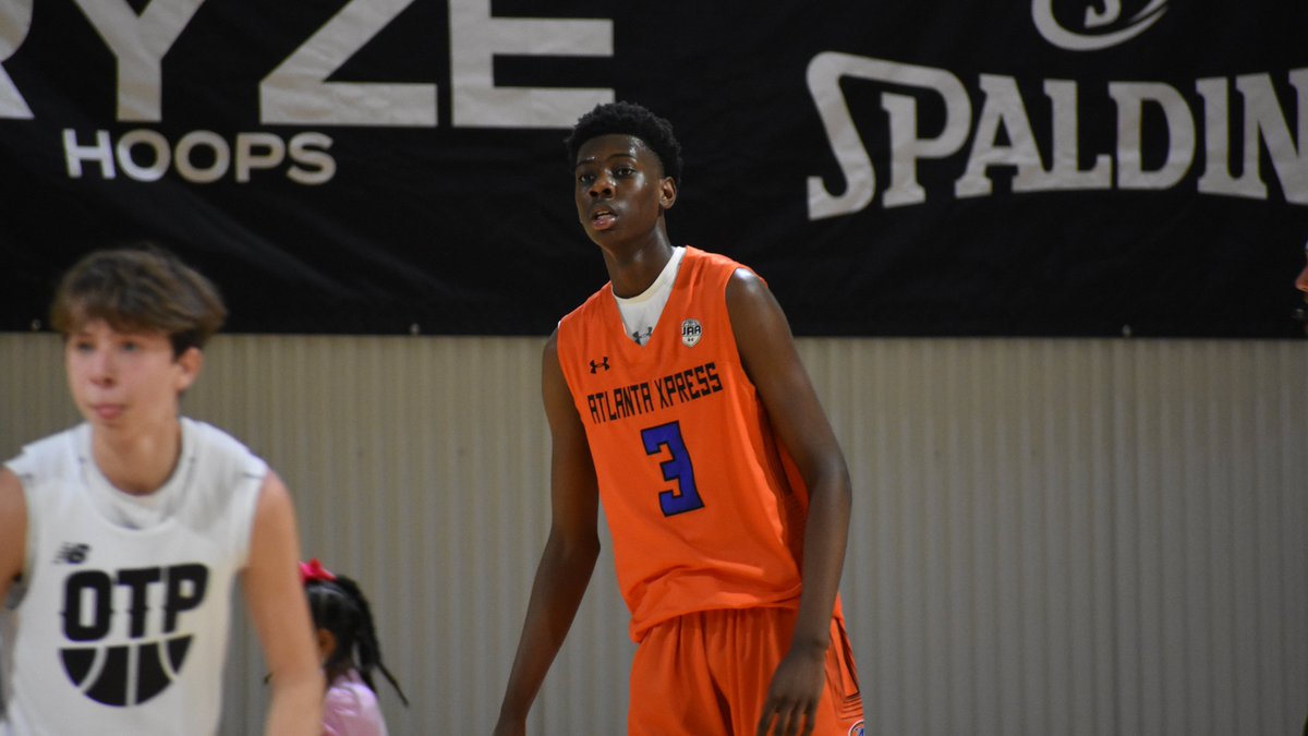 RYZEHoops's tweet photo. We continue our Top Performers in the 16U &amp; 15U divisions of the RYZE Spring Showdown with six guys that were all over our leaderboards:

➡️ @chanebynum3 
➡️ @devinbarksdaIe
➡️ @ConnorTeasley11
➡️ @ajpigford
➡️ @Key14Kohl
➡️ @JrOkil 

https://t.co/zzPIxVn6Uw https://t.co/UMMicOF1sN