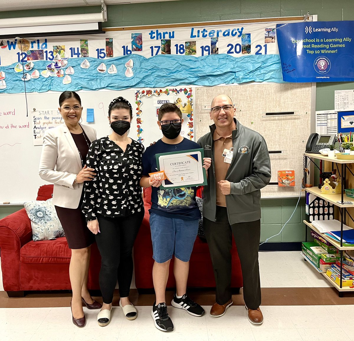 We would like to congratulate 🎉 Jose A. Diaz! @Learning_Ally The Great Reading Games CHAMPION. #nationalcompetition #goalsetting @salflores10 @vdelgado322 @perezpioneers #pioneerpride💚💙 @NancyBa72957929
