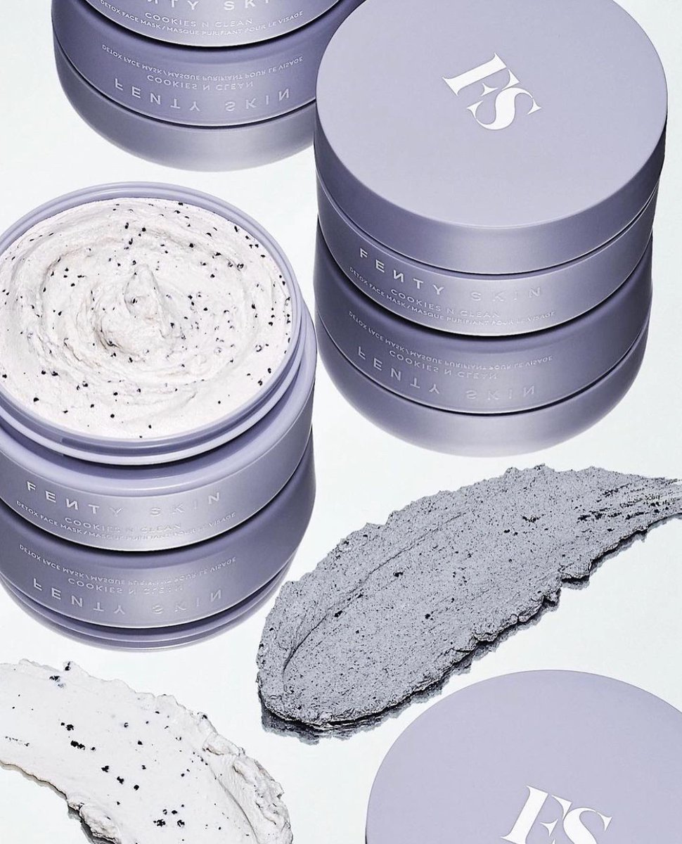 Lovechiclifesty's tweet photo. New CookiesNCream by Fenty Beauty whipped clay detox face mask. Keeps skin clear and non drying.
.
.
.
.
.
#badgalriri #fenty #fentybeauty #fentyskin #glowingskin #healthyskin #navyforlife #rihanna #rihannavideo #riri #robyn #robynfenty #robynrihanna https://t.co/YCnRFlj3yN