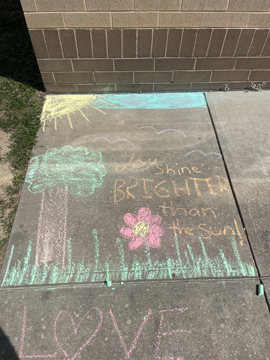 Huntingtown High hosted an outside event during lunch today to promote mental health and remove stigma! #calvertmentalhealthmatters <a href="/HtownGuidance/">Huntingtown Guidance</a> <a href="/HtownHSCCPS/">Huntingtown High</a>