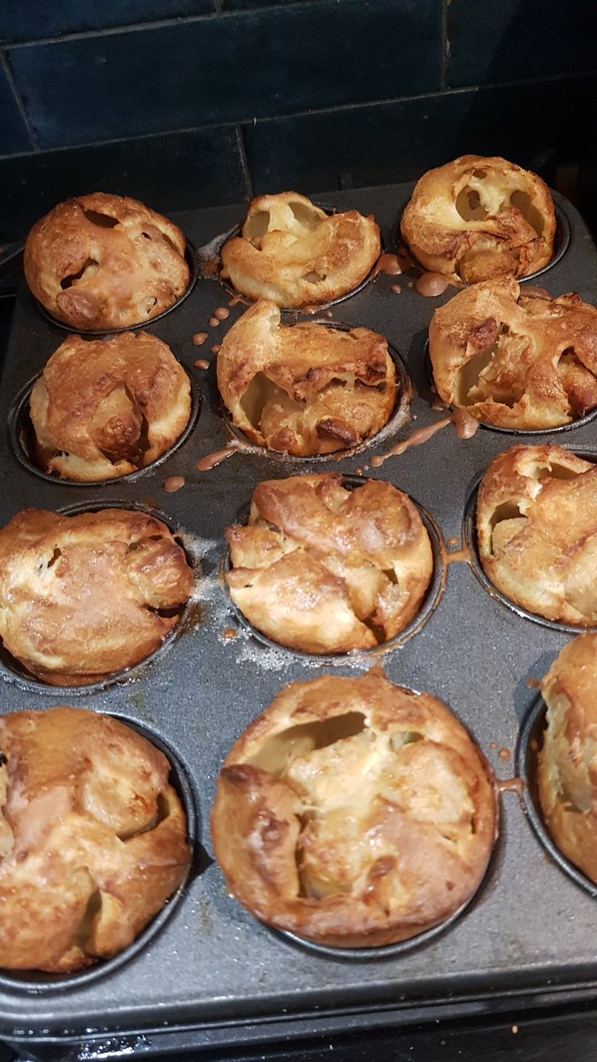 BandofBakers's tweet photo. @GilliCavell Second batch of veggie ones just out of the oven https://t.co/T9MWQ5bQRf
