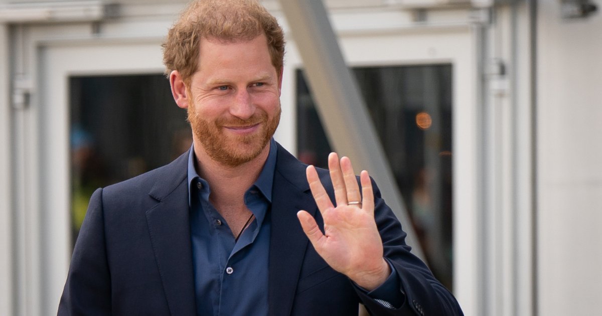 FatherlyHQ's tweet photo. Prince Harry Talking to His Son About Disabilities is a Must-Read for Parents https://t.co/pdUiRhvxBK https://t.co/rvCo8Xp389