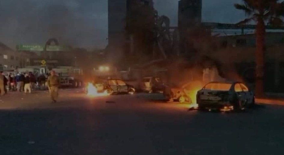 MxStratega's tweet photo. Enfrentamiento en planta de Cooperativa Cruz Azul en Hidalgo, deja ocho muertos

Los disturbios fueron entre dos grupos de personas en uno de los accesos a la planta industrial…

https://t.co/Z1uw7bNxJv https://t.co/XxDF8hduKT