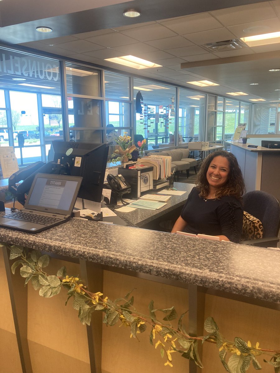 One of the most humbling days of the school year for school admin is when we cover the desks of our administrative professionals. We can’t thank them enough for keeping our school running smoothly!
#AdministrativeProfessionalsDay