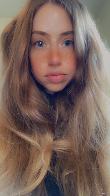 Hi 🦁 https://t.co/AFkstGD2CN