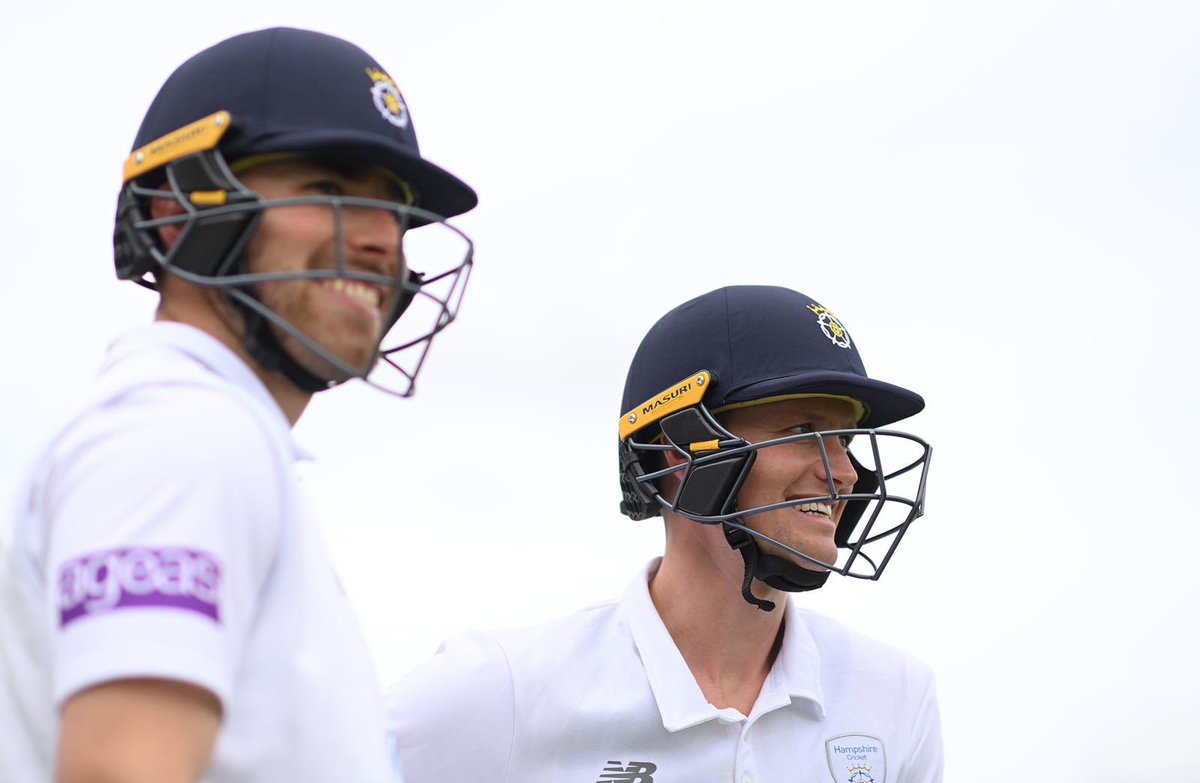 Big couple of weeks back at the @TheAgeasBowl Can’t wait! 🌹👑 <a href="/hantscricket/">Hampshire Cricket</a>