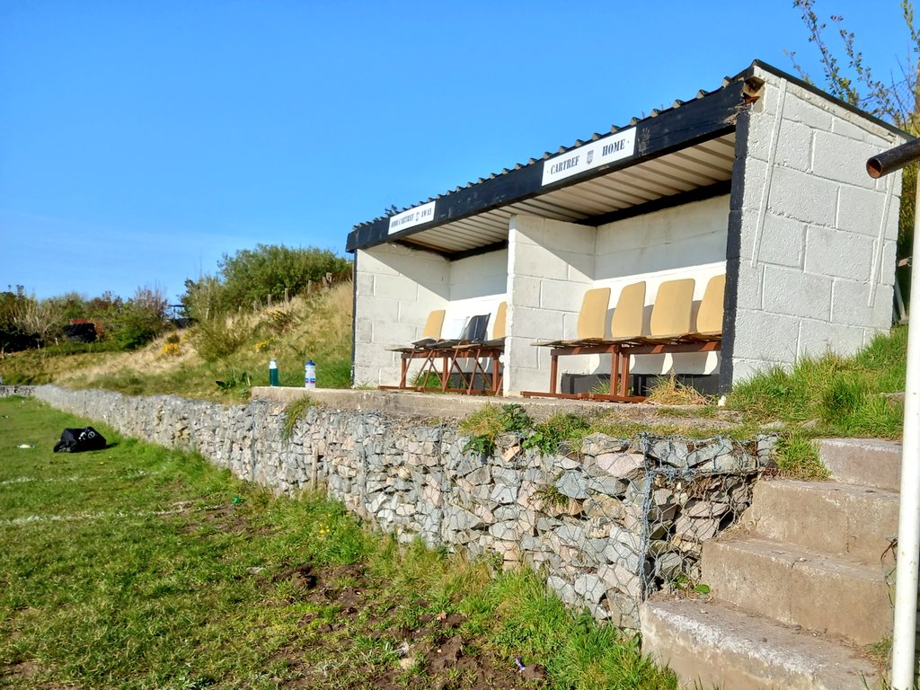 christopher tweet media