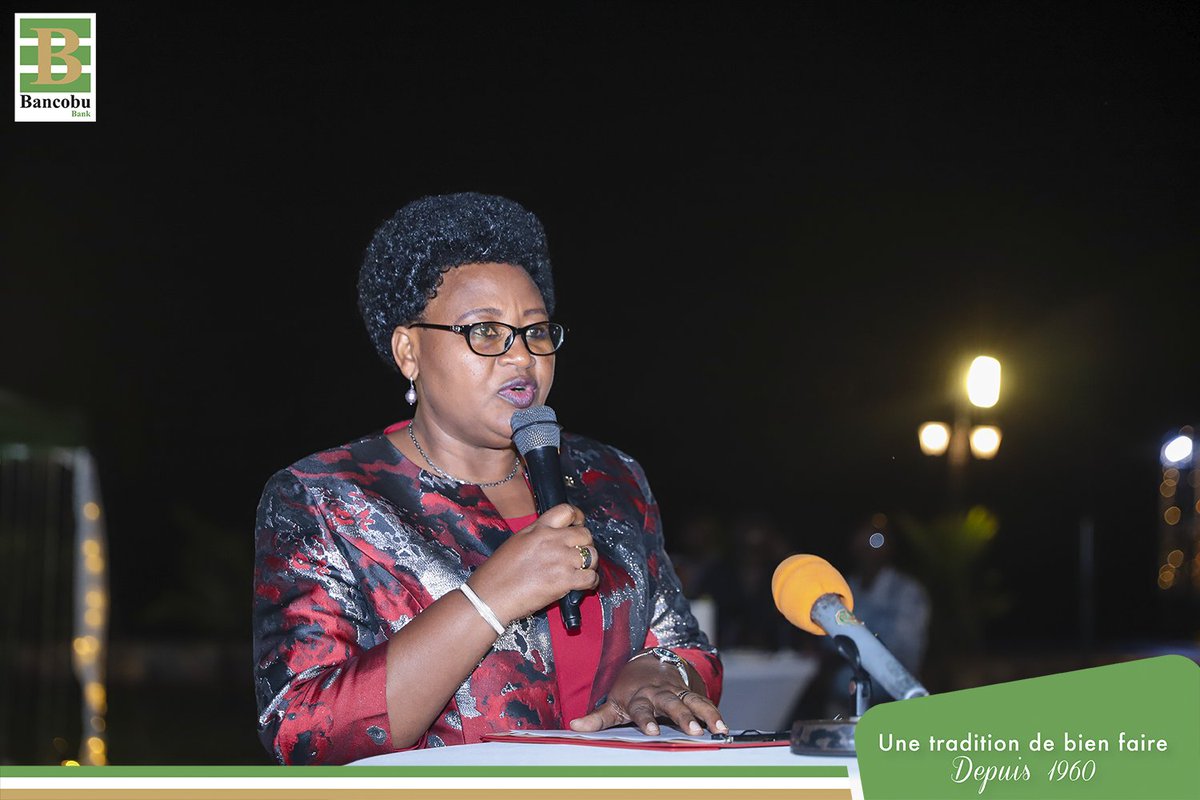 bancobu's tweet photo. Dans son discours, Mme Trinitas Girukwishaka ADG de la @bancobu a tenu à remercier le #SQS pour cette certification qui fait de la Bancobu la première institution financière détentrice de cette triple certification ISO au #Burundi 

#Bancobu #banqueleader #EAC #Abatwip https://t.co/ZzbtDtcX8Y