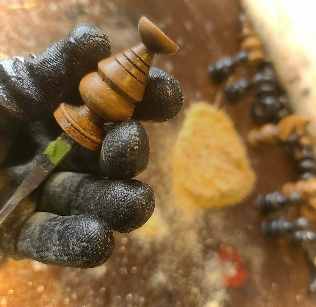 thechessschach's tweet photo. With only a few millimetres to spare either side, there’s only one way to do this - precisely.
#weightgain #addingweight #powerdrill #woodworking #weightforit #waitforit #gauzegloves https://t.co/Z7za7Ag54T https://t.co/oDanI8XQxZ