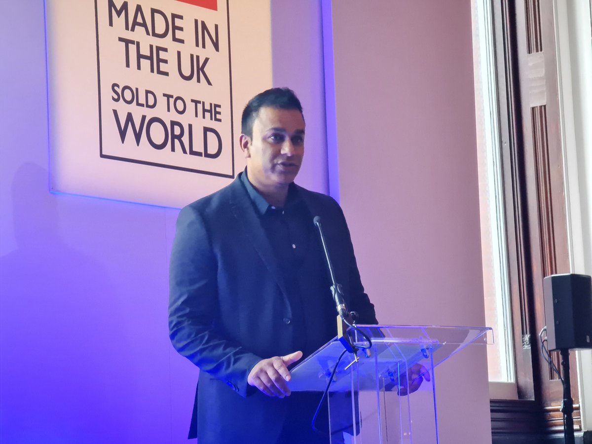 Dinner with DIT at the renovated Grand Hotel.