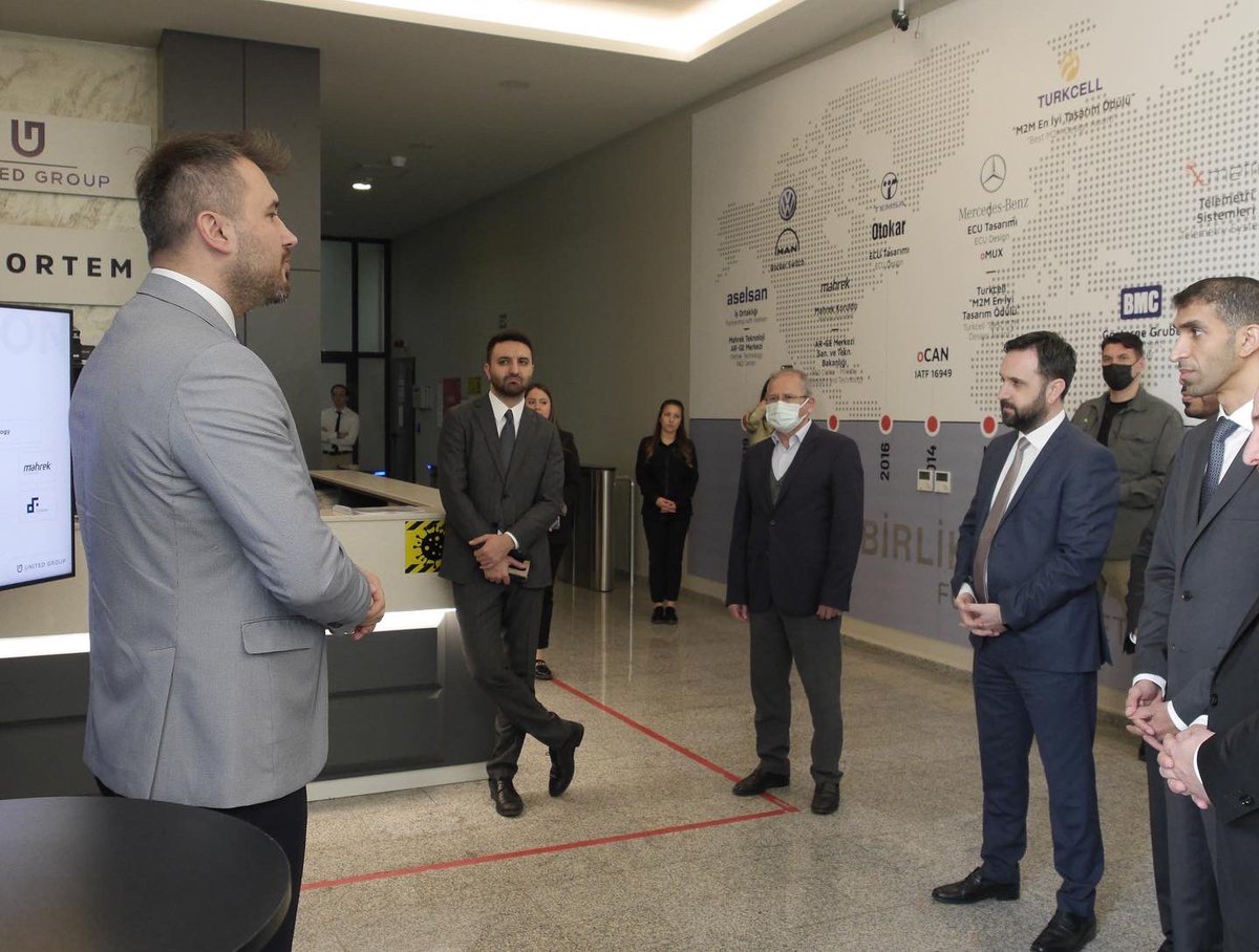 ortemtr's tweet photo. Ziyaretleri ile bizleri onurlandıran Sayın Mustafa Varank ve Sayın Dr. Thani Ahmed Al Zeyoudi'ye teşekkürlerimizi sunarız.🙏
@TCSanayi @varank
#Ortem #sanayiveteknolojibakanlığı #MustafaVarank #BAE #ThaniAhmedAlZeyoudi #BirlikteGeleceğe #teknoloji https://t.co/7jmsZf0pDJ