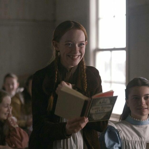 thatmentallyill's tweet photo. Books can have different uses.
Anne with an E (2017-2019) https://t.co/FHPDLuDGyN