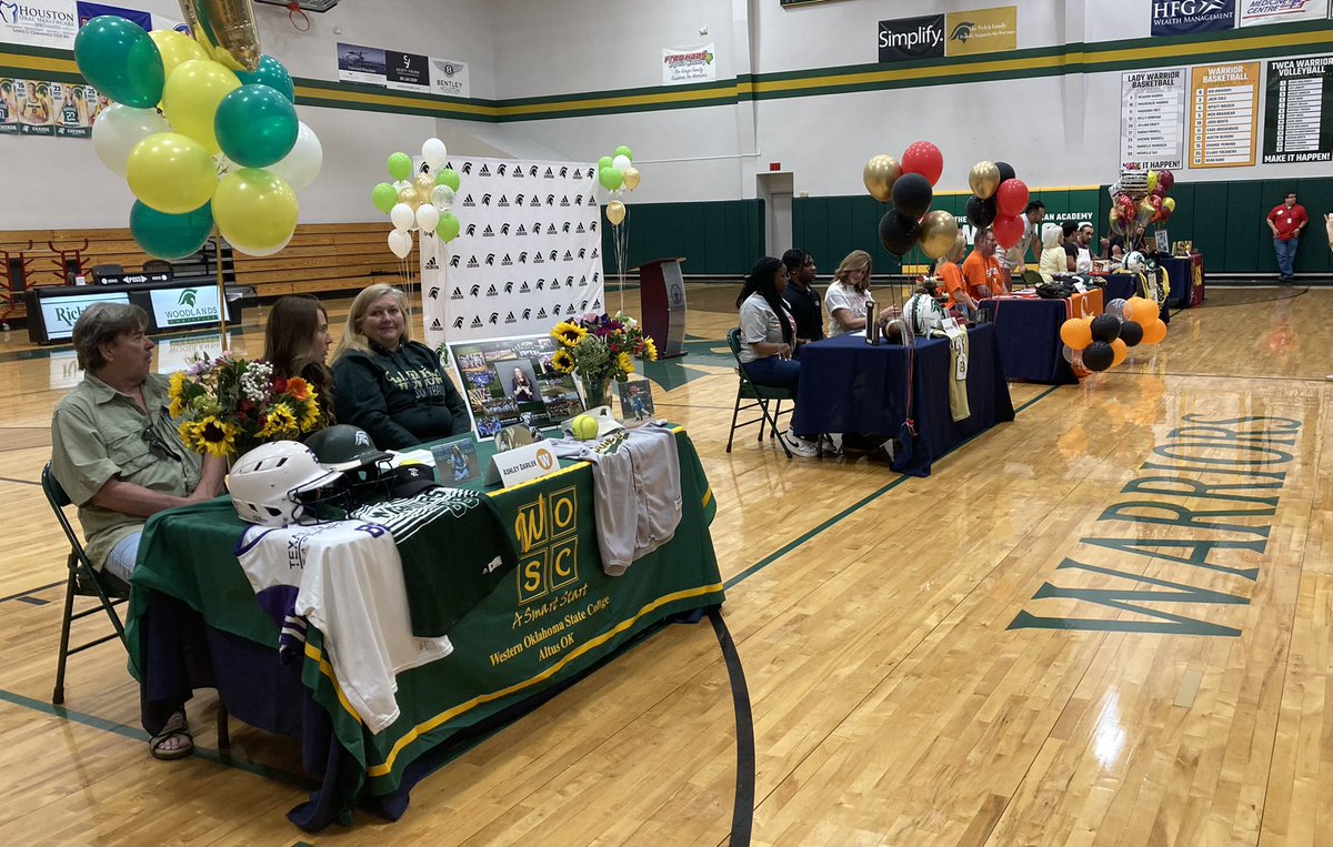 Congrats to all <a href="/twcasports/">Woodlands Christian</a> signing today! Best wishes to a great group! <a href="/AshleyDarilek/">Ashley Darilek</a> <a href="/Dereck_Felder21/">Dereck Felder Jr</a> <a href="/MarshallHale9/">Marshall Hale</a> <a href="/ezekiel_jurado/">Ezekiel Jurado</a> <a href="/IKrantzcke/">Izzy Krantzcke</a>