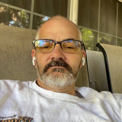Thormanj's tweet photo. #NewProfilePic https://t.co/LYm8sO4fja