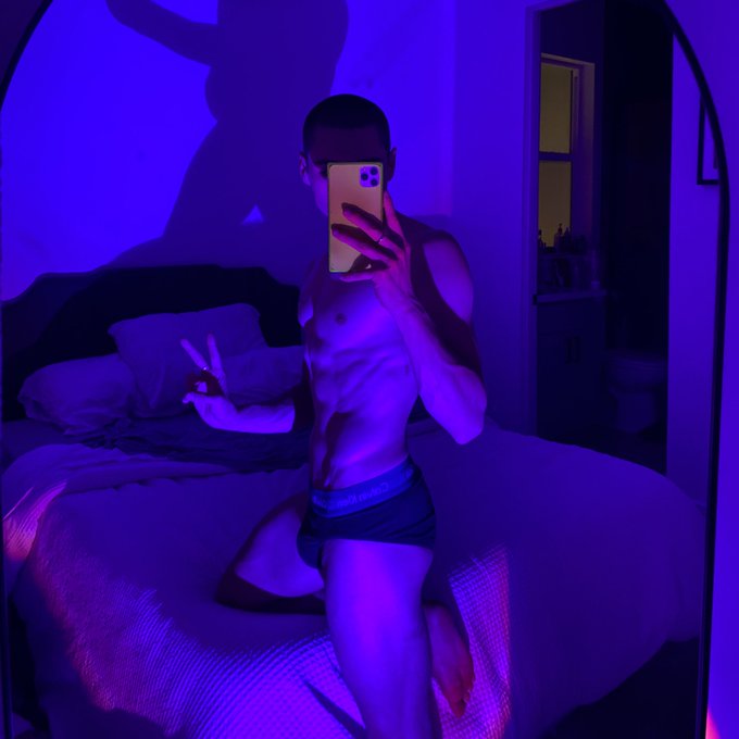 Sometime before the sun rose. https://t.co/RsHFv411Ex