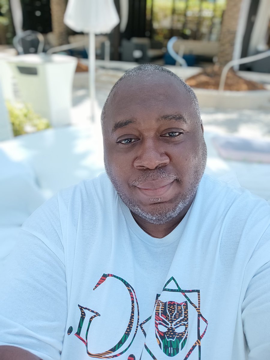 WrldsGr8stGeeks's tweet photo. OG rocking the #OG. #OGOnlyGod #ForTheGodInYou #AllBlackEverything #Miami #SpringInMiami @Mr_ASID
https://t.co/snVotH1yZJ https://t.co/TjbpoasauV